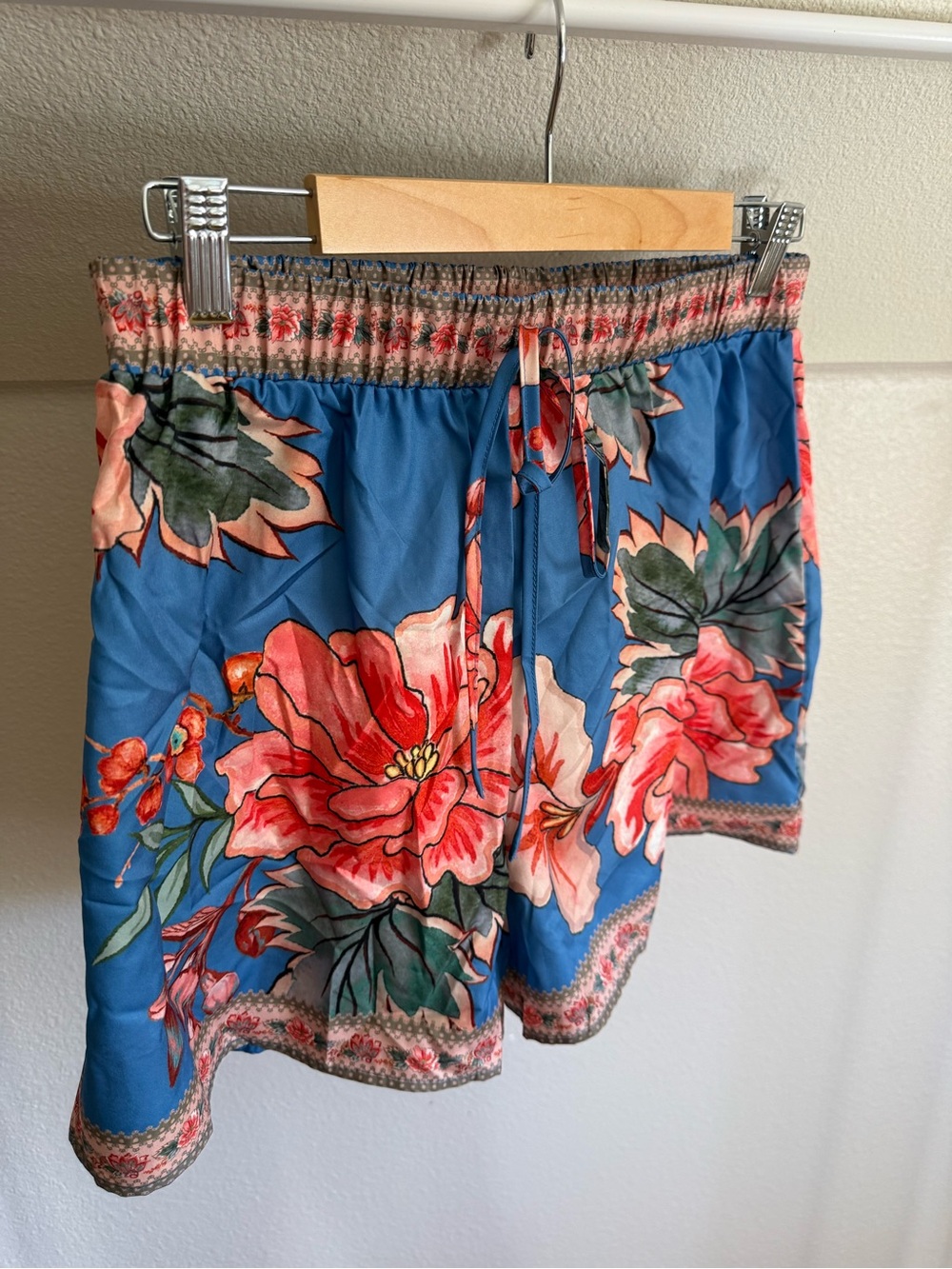 SHEIN Blue Floral High-Waist Drawstring Shorts